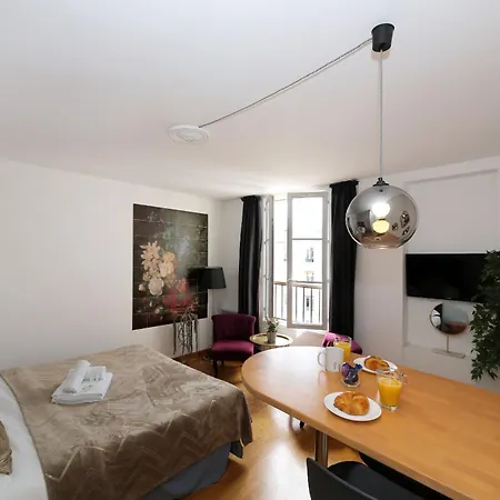 Appartamento Service - En Face Du Musee - 5 Parigi